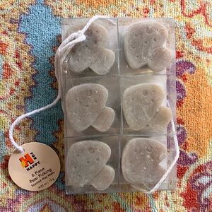 Mushroom wax melts new